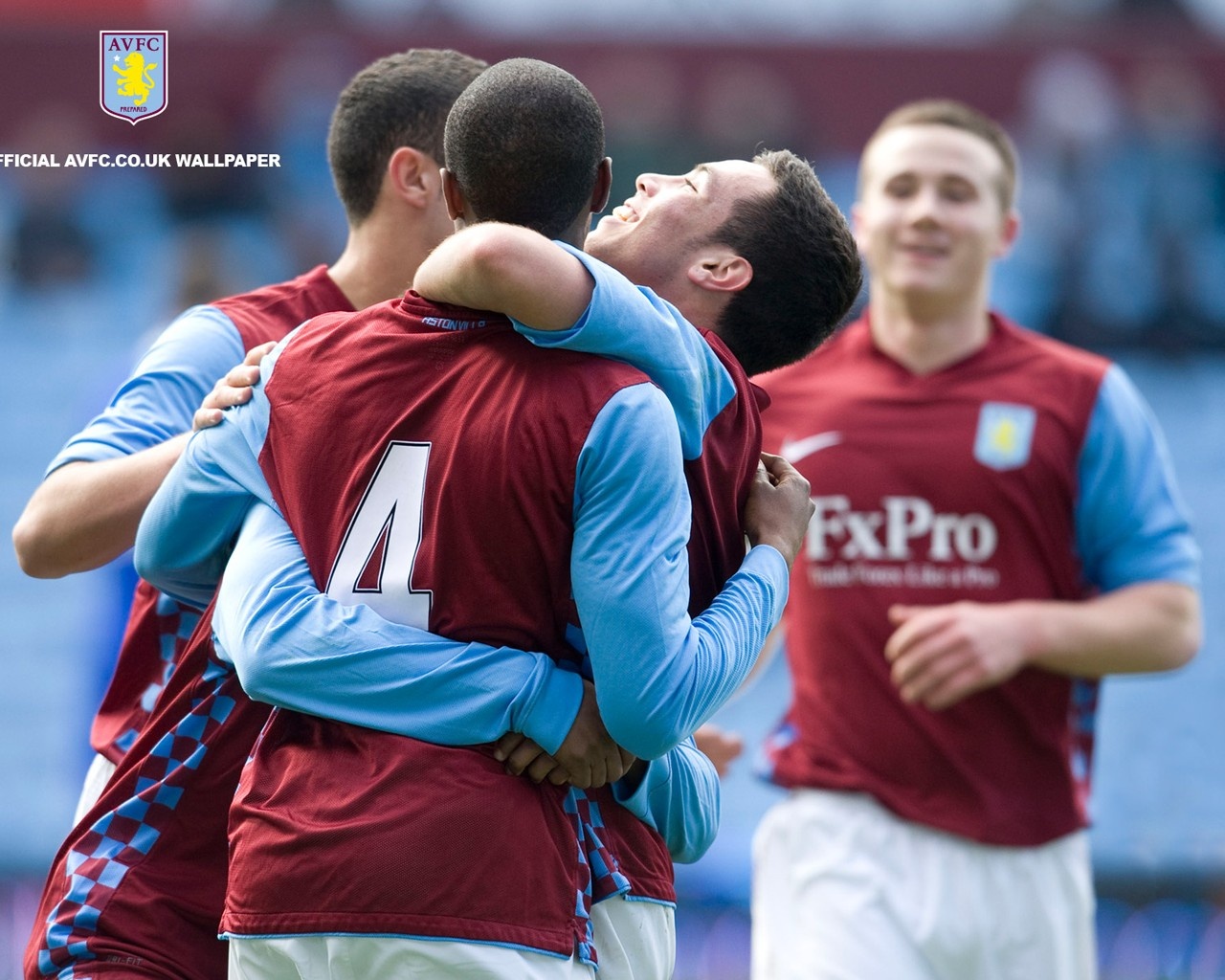 品牌侧以体 品牌侧以体