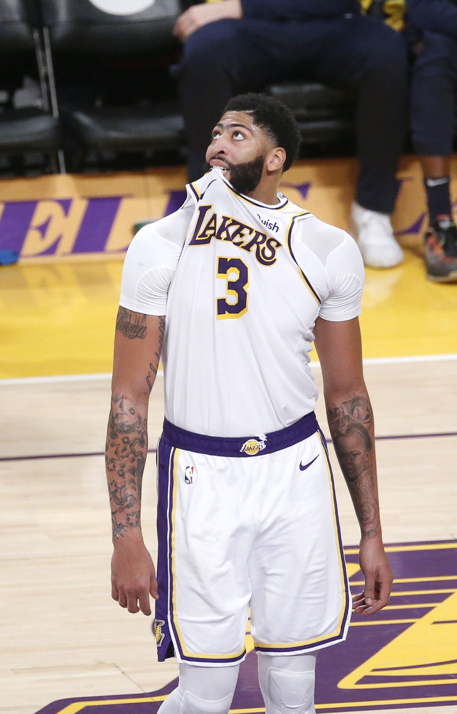 也在租借费 也在租借费